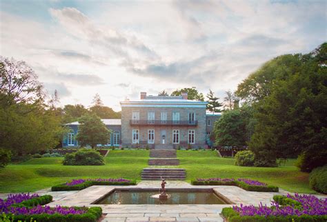 Bartow pell mansion museum - Bartow-Pell Mansion Museum At one point in the 19th century, luxe homes like this one were abundant on the fringes of New York City. As time progressed, most of those homes were torn down, but the ...